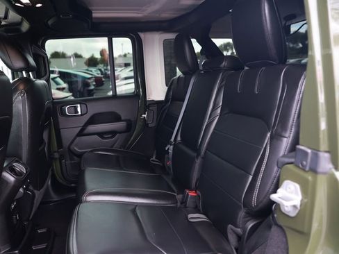 Used 2021 Jeep Wrangler Unlimited Sahara w/ Cold Weather Group AWD/4WD image 37