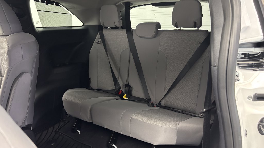 Certified 2026 Toyota Sienna LE FWD image 17