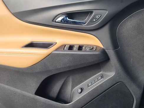 Used 2019 Chevrolet Equinox Premier image 22