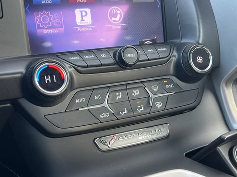 Used 2014 Chevrolet Corvette Stingray Coupe w/ Battery Protection Package image 22