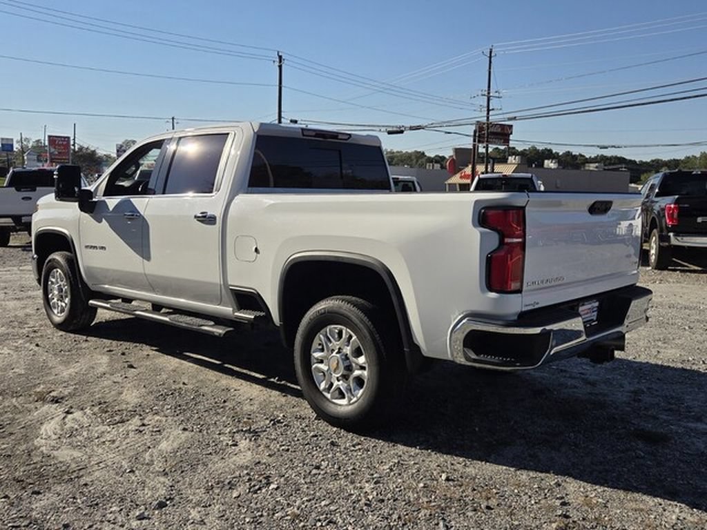 Used 2024 Chevrolet Silverado 2500 LTZ w/ LTZ Plus Package AWD/4WD image 7