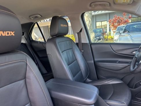 Used 2019 Chevrolet Equinox Premier image 12