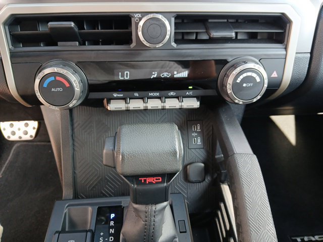 Used 2024 Toyota Tacoma TRD Sport RWD image 32