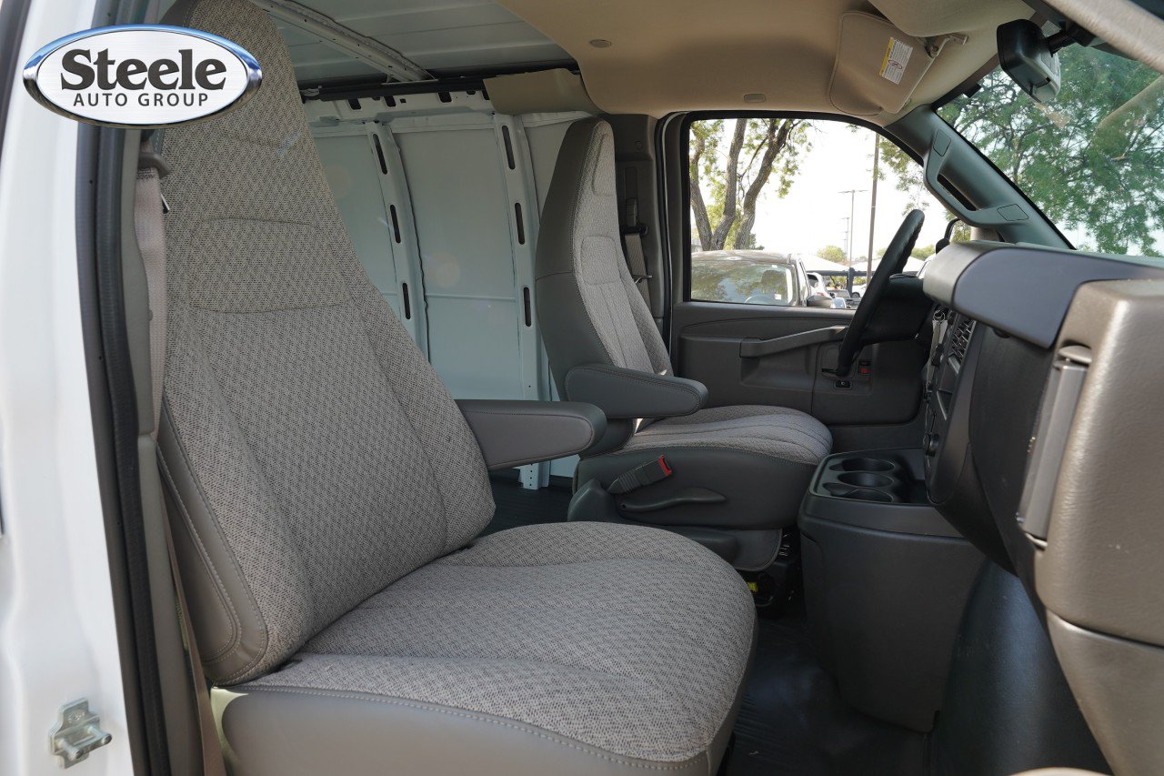 New 2026 GMC Savana 2500 Extended w/ Driver Convenience Package RWD image 25