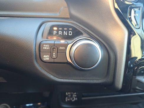 Used 2024 RAM 2500 Big Horn w/ Night Edition image 18