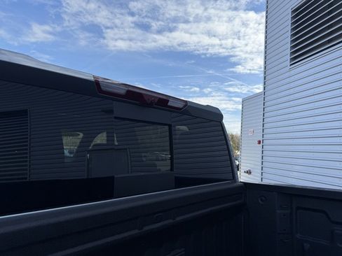 Used 2026 GMC Sierra 1500 AT4 w/ AT4 Premium Package image 21