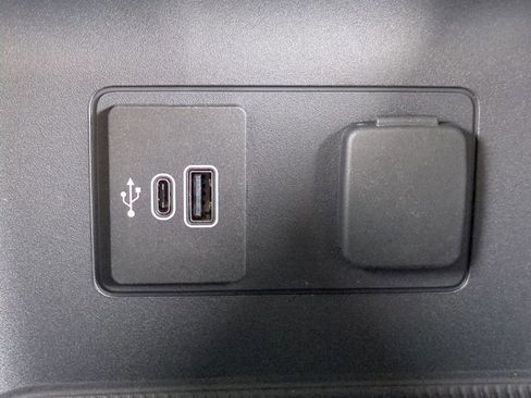 New 2026 Ford Explorer ST-Line w/ ST-Line Street Pack image 22