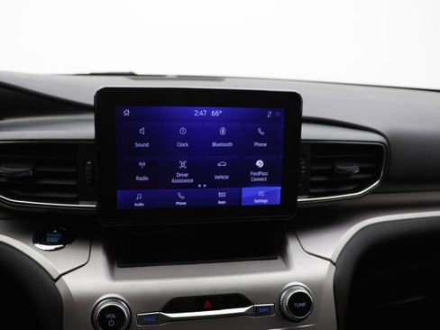 Used 2021 Ford Explorer XLT w/ Equipment Group 202A image 19