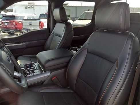 Used 2025 Ford F150 Lariat image 11