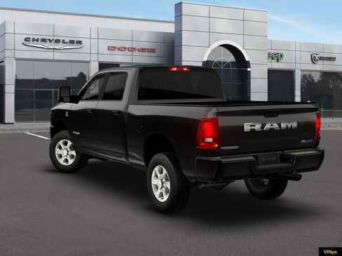 New 2026 RAM 2500 Big Horn AWD/4WD image 5