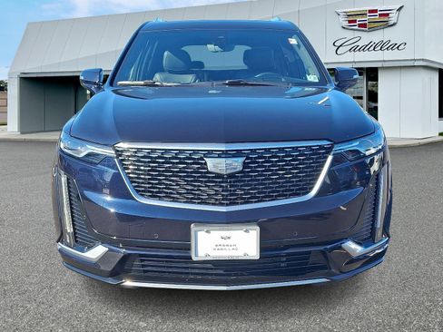 Certified 2022 Cadillac XT6 Premium Luxury w/ Technology Package AWD/4WD image 2