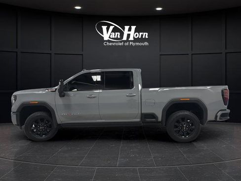 Used 2024 GMC Sierra 3500 AT4 w/ AT4 Premium Plus Package AWD/4WD image 6