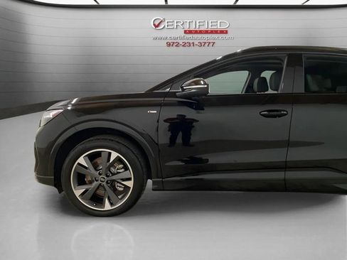 Used 2024 Audi Q4 e-tron Premium w/ Convenience Package image 89
