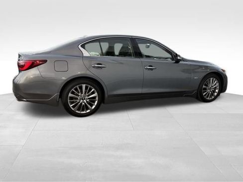 Used 2019 INFINITI Q50 Luxe w/ Essential Package (3.0T Luxe) image 4