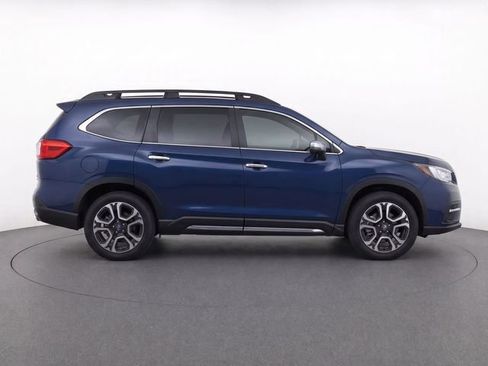 Used 2023 Subaru Ascent Touring AWD/4WD image 8
