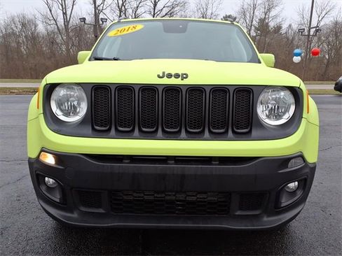 Used 2018 Jeep Renegade Altitude image 2