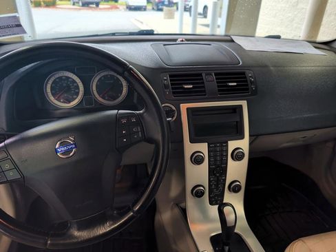 Used 2013 Volvo C70 T5 FWD image 11