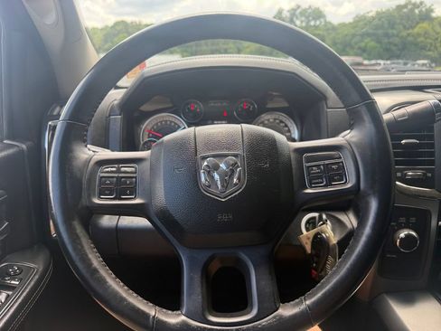 Used 2018 RAM 2500 Big Horn w/ Sport Appearance Group AWD/4WD image 21