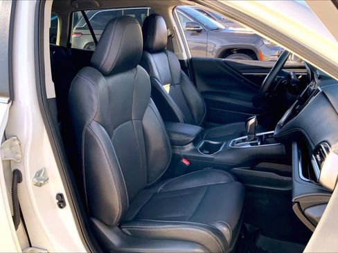 Used 2024 Subaru Outback Limited image 8
