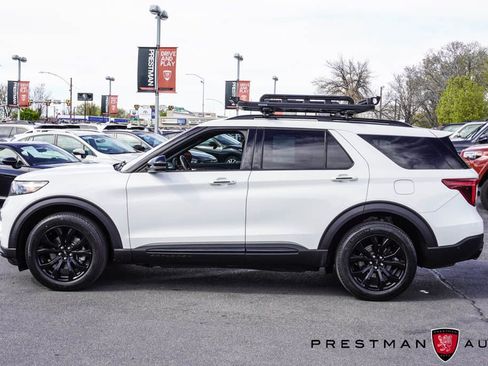 Used 2020 Ford Explorer ST w/ Premium Technology Package image 22