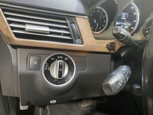 Used 2013 Mercedes-Benz E 350 4MATIC Wagon image 24