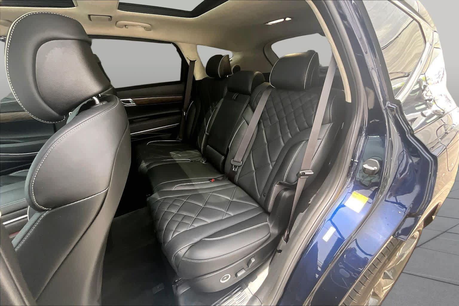Used 2025 Genesis GV80 3.5T Prestige AWD/4WD image 21