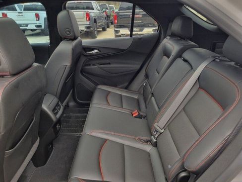 Used 2022 Chevrolet Equinox RS w/ RS Leather Package image 26