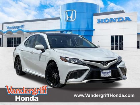 Used 2023 Toyota Camry XSE image 1