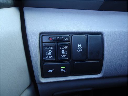 Used 2011 Honda Odyssey EX-L image 34
