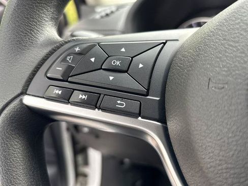 Certified 2024 Nissan Sentra SV FWD image 10