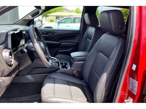Used 2024 Chevrolet Colorado Trail Boss w/ Advanced Trailering Package AWD/4WD image 26