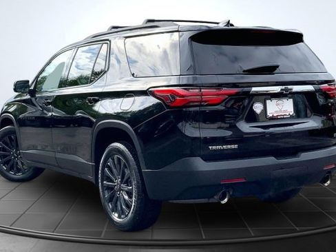 Used 2023 Chevrolet Traverse RS w/ LPO, Floor Liner Package AWD/4WD image 8