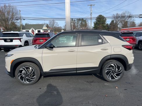 New 2026 Chevrolet TrailBlazer RS w/ Convenience Package image 2