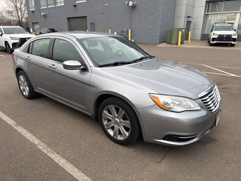 Used 2013 Chrysler 200 LX image 20