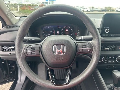 Used 2023 Honda Accord EX image 18