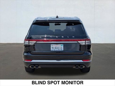 Certified 2024 Lincoln Aviator Reserve AWD/4WD image 4