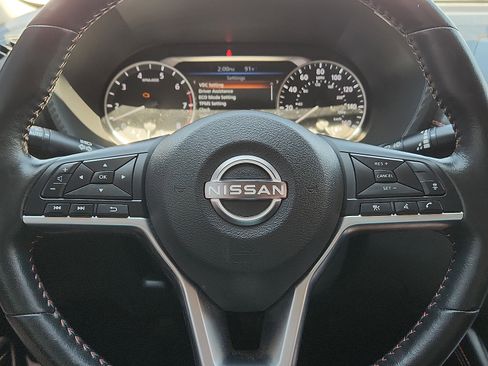 Used 2024 Nissan Sentra SR w/ SR Premium Package FWD image 19