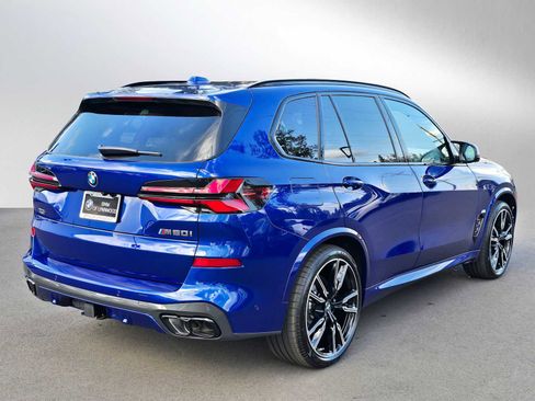 New 2026 BMW X5 M60i image 3