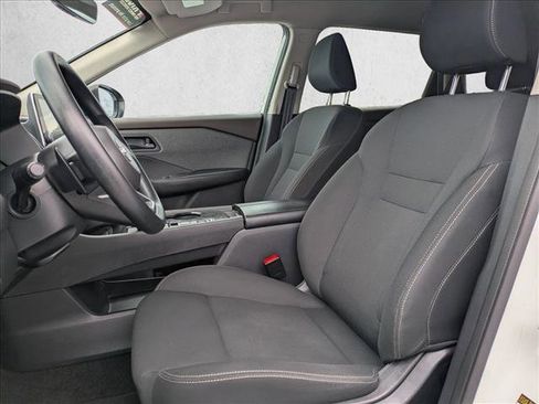 Used 2023 Nissan Rogue S FWD image 15