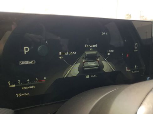 New 2025 Nissan Kicks SR image 15