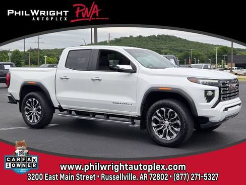 Used 2025 GMC Canyon Denali AWD/4WD image 1