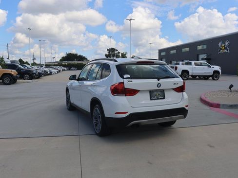 Used 2013 BMW X1 xDrive35i image 3
