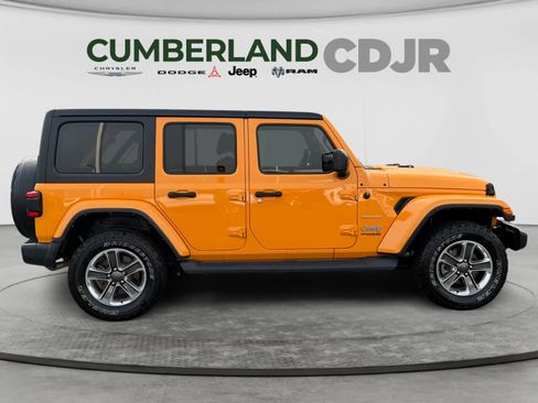 Used 2021 Jeep Wrangler Unlimited Sahara w/ Uconnect 4C Nav & Sound Group AWD/4WD image 7