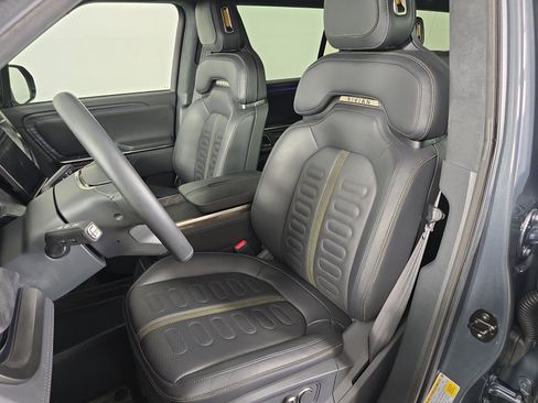 Used 2023 Rivian R1S Launch Edition Quad AWD/4WD image 20