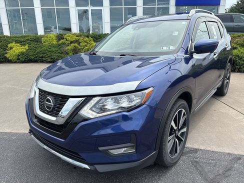 Used 2019 Nissan Rogue SL w/ Premium Package AWD/4WD image 2