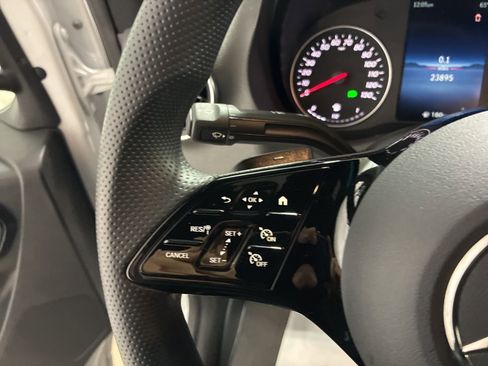 Used 2025 Mercedes-Benz Sprinter 2500 image 18