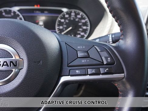 Used 2021 Nissan Sentra SR FWD image 3