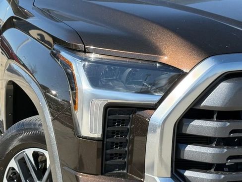 Used 2022 Toyota Tundra Limited image 3