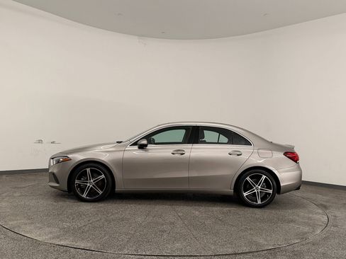 Used 2019 Mercedes-Benz A 220 image 2