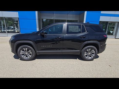 New 2026 Chevrolet Equinox LT w/ Convenience Package II image 5